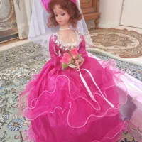 عروسک قدیمی|اسباب‌بازی بچه|اصفهان, ملاصدرا|دیوار