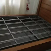 تخت دونفره سایز ۱۴۰ با تشک و میز دوکشویی‌و‌آینه