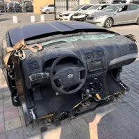 کاپوت در گلگیر سپر چراغ یدکی موهاوی استوک|قطعات یدکی و لوازم جانبی|شیراز, ریشمک|دیوار
