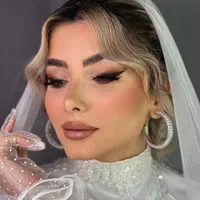 میکاپ و شینیون تخصصی با متریال درجه یک|خدمات آرایشگری و زیبایی|تهران, صادقیه|دیوار