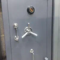 بازگشایی بازکردن تعمیرات رمزقفل گاوصندوق گاو صندوق|خدمات پیشه و مهارت|تهران, بازار|دیوار