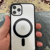 ایفون 11pro تمیز