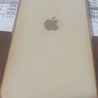 اپل iPhone 11 با حافظهٔ ۱۲۸ گیگابایت