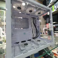 کیس بهمراه ۶ عدد فن آر جی بی