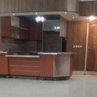 چهارباغ بالا-۹۸ متری-تک واحدی -۹ سال ساخت