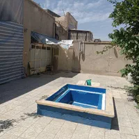 کلنگی قدیمی تمیزقابل سکونت فقط متری ۱۷ م درمرکزشهر|فروش زمین و ملک کلنگی|اصفهان, خرم|دیوار