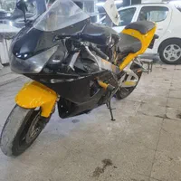 سی بی آر 954سی سی|موتورسیکلت|تهران, مشیریه|دیوار