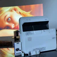 ویدئو پروژکتور Epson 696Ui|تلویزیون و پروژکتور|قم, سالاریه|دیوار