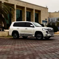 اجاره خودرو/ماشین  لندکروز2022