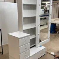 انواع آینه لایت میزناخن دکور آرایشگاه صندلی مردانه|آرایشگاه و سالن‌های زیبایی|تهران, شهرک ابوذر|دیوار