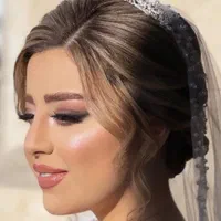 میکاپ و شنیون تخصصی عروس ومحفلی در سالن vip|خدمات آرایشگری و زیبایی|اصفهان, وحید|دیوار