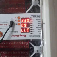 دستگاه جوجه کشی