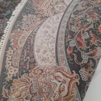 فرش گرد ۱۲۰۰شانه در حد نو
