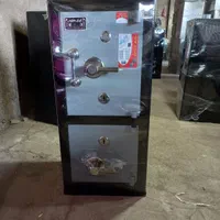 گاوصندوق دسگیره‌ پنچ‌پره‌ گنجینه|ابزارآلات|اسلام‌شهر, |دیوار