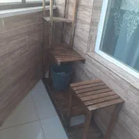 استند گل و گلدان
