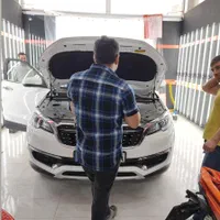 تشخیص رنگ و کارشناسی فنی|خدمات موتور و ماشین|قزوین, |دیوار