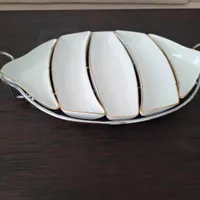 اردو خوری و شیرینی خوری سه طبقه