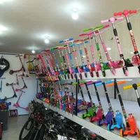 اسکوتر چهار چرخ ژله ای سایز M|دوچرخه، اسکیت، اسکوتر|اصفهان, محله سفلی|دیوار