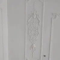 نصاب گچبری پیش ساخته نصب ابزار آماده قاب بندی گچی|خدمات پیشه و مهارت|تهران, تهرانپارس شرقی|دیوار
