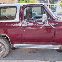شورلت بلیزر اتومات ۷۷
