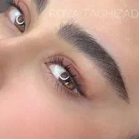 میکروبلیدینگ ابرو. تکنیک نچرال بروز نیاز به مدل