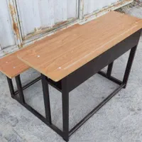 اقای خلیل زاده سبز وزرد تیمکت|صندلی و نیمکت|تهران, استاد معین|دیوار