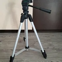 سه پایه دوربین