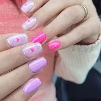 ژلپولیش لمینت کاشت مانیکور ناخن با کیفیت بالا|خدمات آرایشگری و زیبایی|اصفهان, شهرک میلاد|دیوار