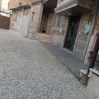 اجاره سویت حیاط دار باپارکینگ و باربی کیو|اجارهٔ کوتاه‌مدت آپارتمان و سوئیت|چالوس, |دیوار