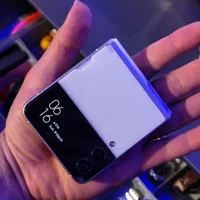 سامسونگ Galaxy Z Flip3 5G با حافظهٔ ۲۵۶ گیگابایت