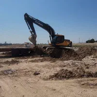 اجاره لودر کمپرسی وبیل خاکریزی و خاکبرداری|خدمات حمل و نقل|اهواز, کیان اباد|دیوار