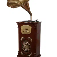 گرام برلیانی قد ۱۷۵سانت شیپور طلایی