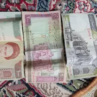 پول زمان انقلاب