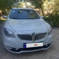 برلیانس H330 اتوماتیک 1500cc، مدل ۱۳۹۶