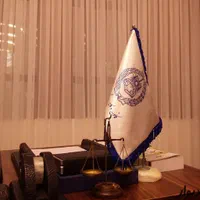 وکیل پایه یک دادگستری (خانم و آقا)