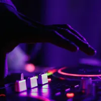 دیجی دی جی Dj حرفه ای مراسم تخفیف ویژه