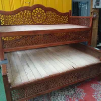 جشنواره فروش تخت های سنتی و باغی
