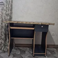 میز کامپیوتر