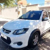 کوییک R سقف مشکی مدل ۱۴۰۱