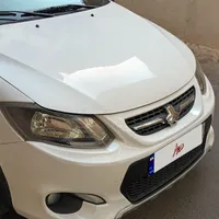 کوییک R سفید مشکی