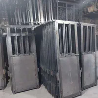 درب انباری فلزی آلومینیوم در یچه upvc/آلومینیومی..|مصالح و تجهیزات ساختمان|شیراز, منطقه هوایی شهید دوران|دیوار
