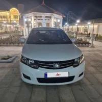 خودرو آریو