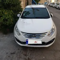 جک J4 اتومات ، مدل ۱۴۰۳