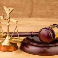 وکیل پایه یک دادگستری