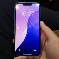 اپل iPhone 13 با حافظهٔ ۱۲۸ گیگابایت