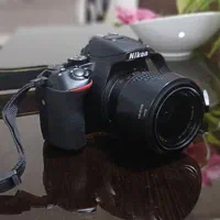 دوربین عکاسی نیکون Nikon مدلD5600 VR18-55kit|دوربین عکاسی و فیلم‌برداری|اصفهان, شهرک میلاد|دیوار