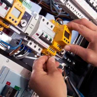 برقکار/اتصال برق/ خرابی تلفن مخابرات/سانترال/سیمکش|خدمات پیشه و مهارت|تبریز, |دیوار