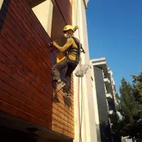 کار در ارتفاع ، راپل ، آببندی انواع نما با  ضمانت|خدمات پیشه و مهارت|رشت, منظریه|دیوار
