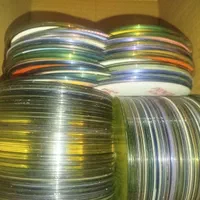 سی دی دونه ای ۳۰۰۰همش۱۰۰ت همش۵۰تا هستس تخفیف دارد