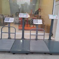 ترازو وباسکول۳۵۰کیلویی (شاسی سنگین)گارانتی دار|فروشگاه و مغازه|اصفهان, باغ فدک|دیوار